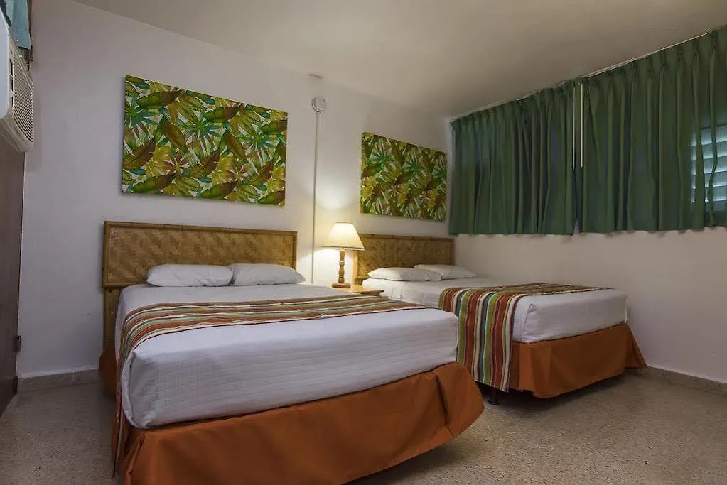 Parador Villa Antonio Rincón 2*,